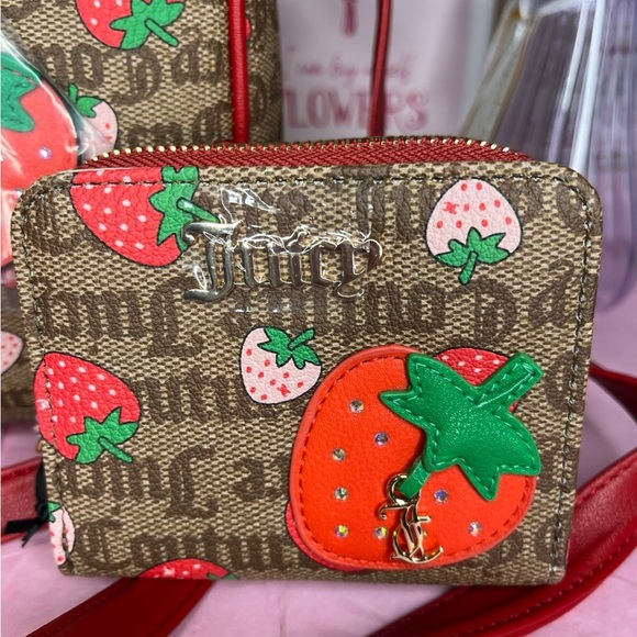Viral Juicy Couture Strawberry “Freshly Picked” satchel and wallet - Picture 5 of 7